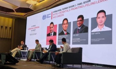 GURU SMK AUTO MATSUDA BICARA DI FORUM INTERNASIONAL SINGAPURA