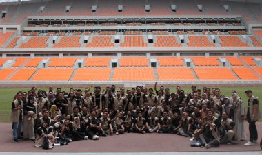 Peserta Bawa Idemu Menikmati Kemegahan Jakarta International Stadium