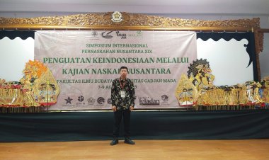 AGUS KUSMAN TEKANKAN PEMANFAATAN NASKAH KUNO DALAM BENTUK INDUSTRI KREATIF DALAM SIMPOSIUM INTERNASIONAL PERNASKAHAN 2023