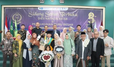 BANGGA, ULTAH KUNINGAN DIHADIAHI PROFESOR SEJARAH