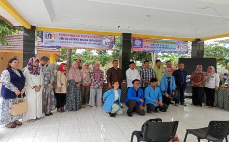 DOSEN DAN MAHASISWA UNIVERSITAS BINA SARANA INFORMATIKA PENERAPAN LAYANAN ADMINISTRASI   DESA  BERBASIS   INTERNET DI DESA CIBENING  KECAMATAN SETU  KABUPATEN BEKASI