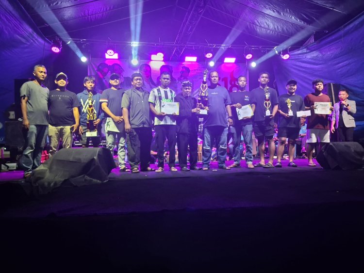 Kemeriahan HUT Desa Langseb ke-318: Puncak Turnamen Sepak Bola dan Penyerahan Piala oleh Pemdes serta Perantau Berprestasi