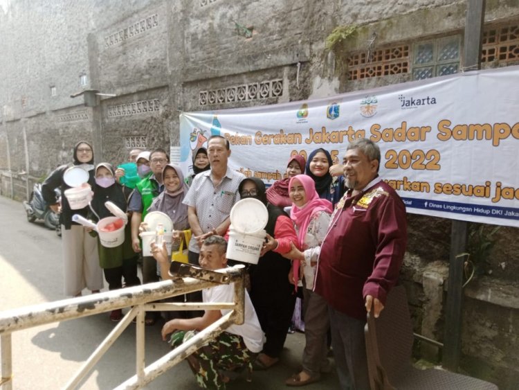 MENATA SAMPAH DARI RUMAH: DISIPLIN KECIL, DAMPAK BESAR 
