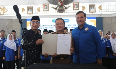 BUPATI DIAN RACHMAT YANUAR RESMI PIMPIN KORPS ALUMNI KNPI KABUPATEN KUNINGAN